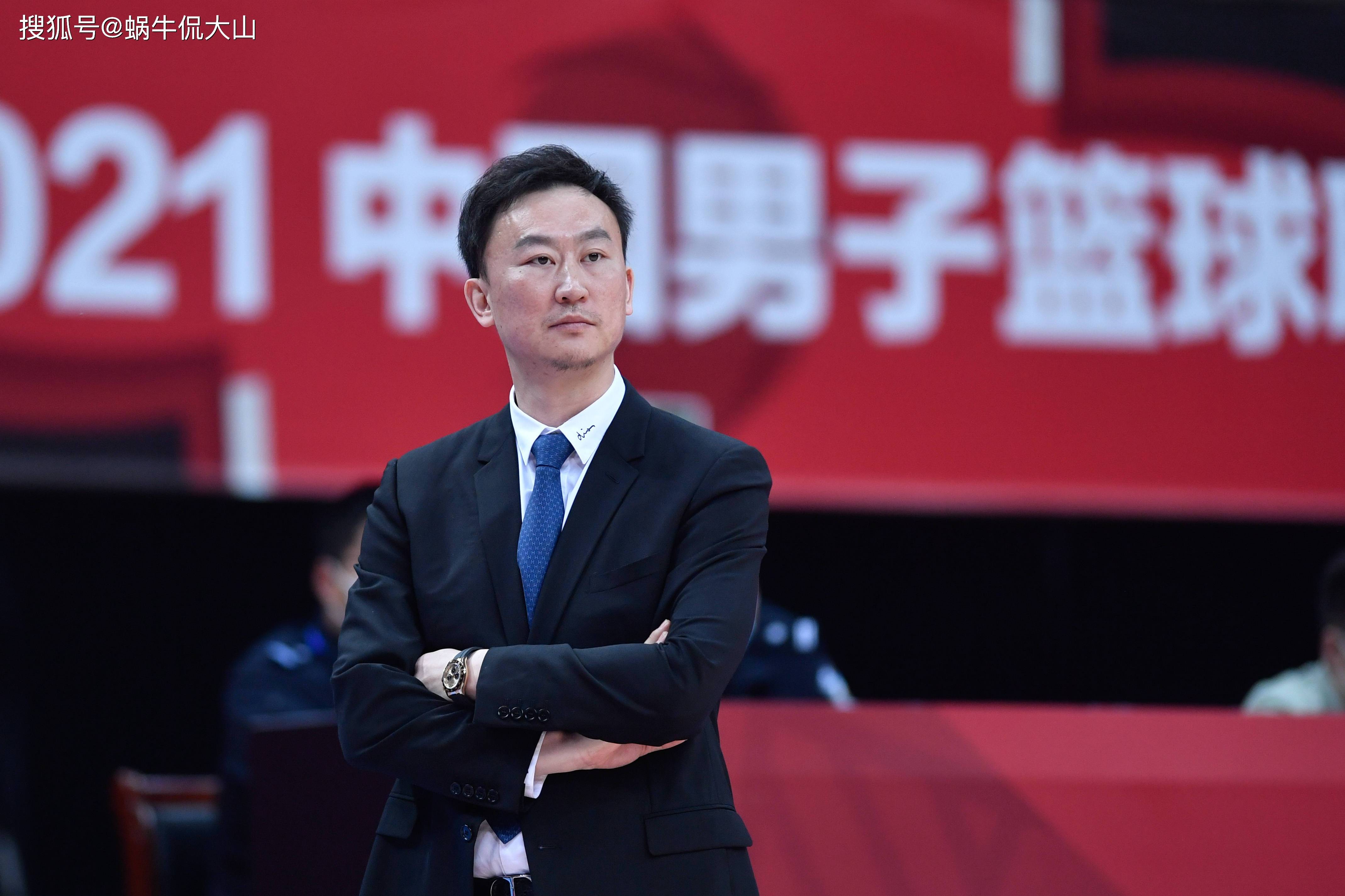 问鼎娱乐平台冲刺阶段那不勒斯备战CBA季后赛；刷新队史纪录细节曝光；态度坚定；训练强度明显提升的简单介绍