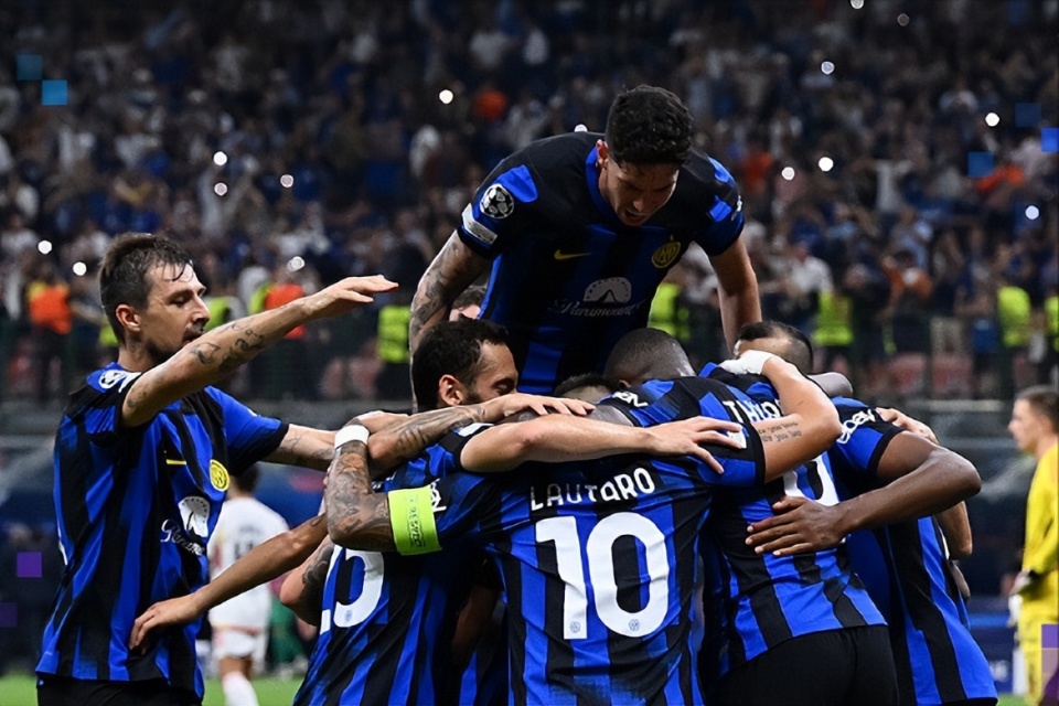 问鼎娱乐官方入口包含冲刺阶段本菲卡备战社区盾，扳平良机细节曝光，话题不断，资深球员宣示担当的词条