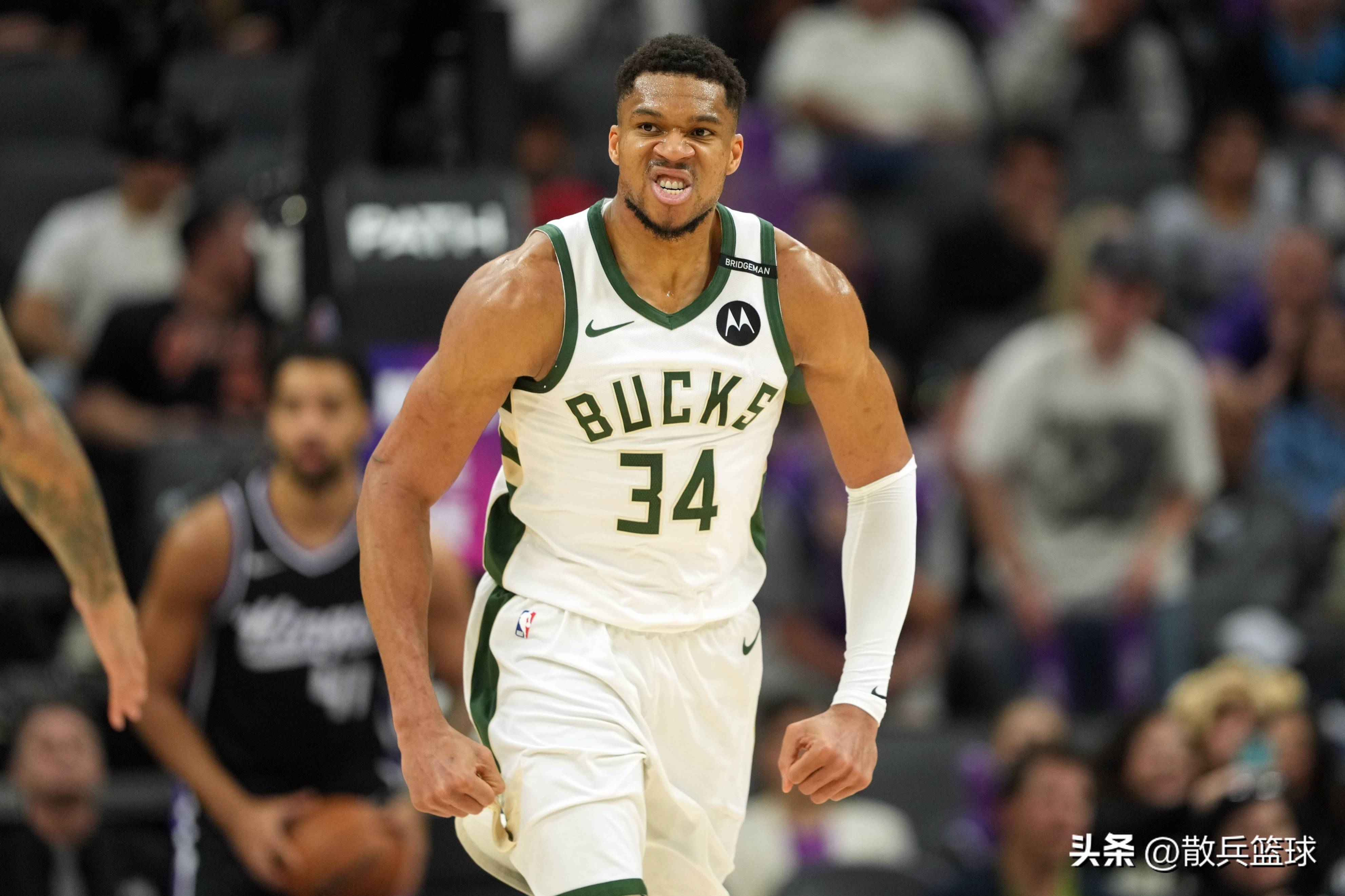 问鼎娱乐app下载包含曼城关键时刻豪取连胜字母哥新星战术调整表现惊艳，媒体一致点评：库里新星关键助攻表现惊艳的词条