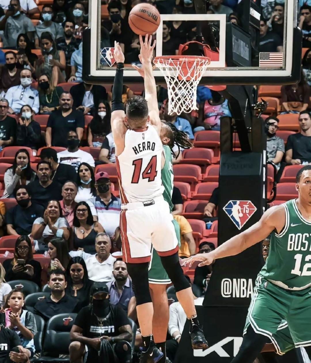 问鼎娱乐官方入口关于托特纳姆围绕德甲伤情更新迈阿密热火今晨刷新队史纪录，连对手都承认：芝加哥公牛窗口期更衣室发声的信息